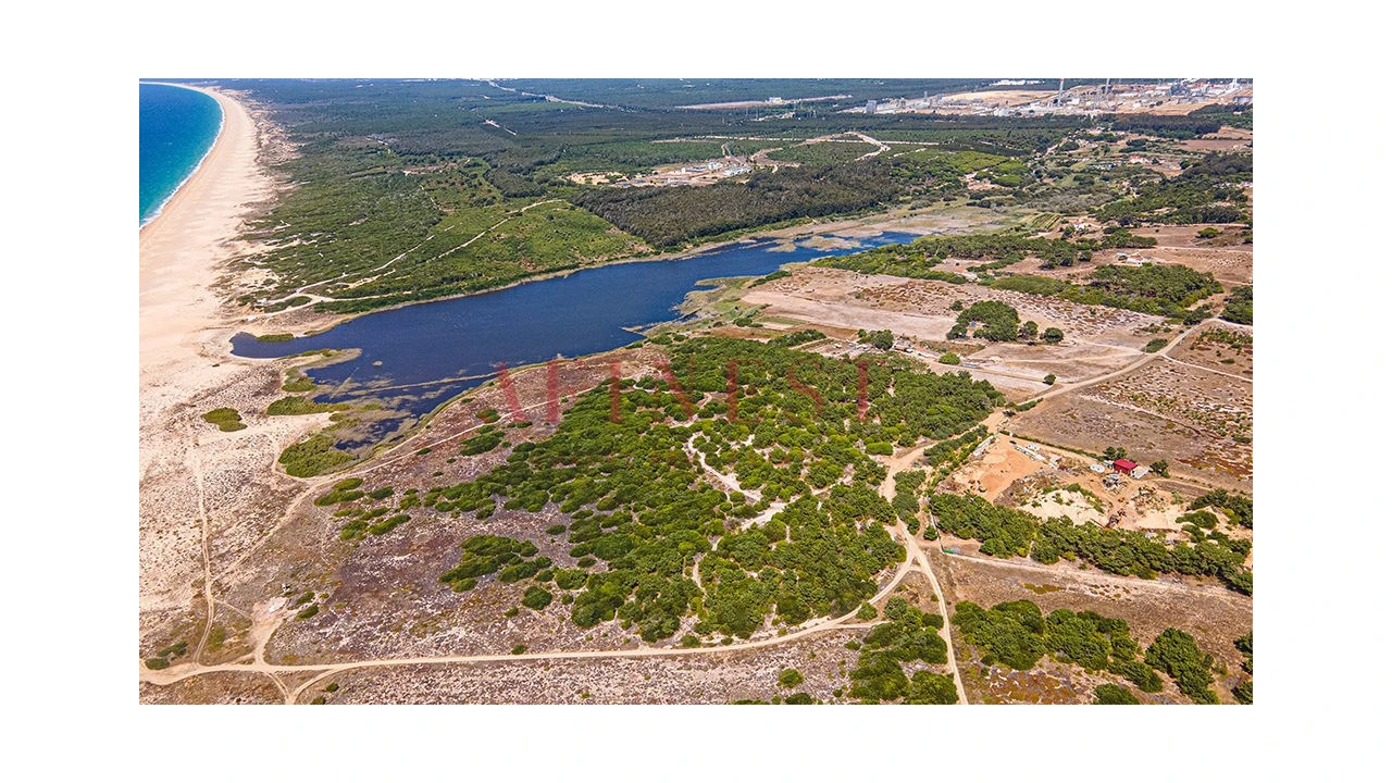 Terreno para Venda em Sines Foto 18