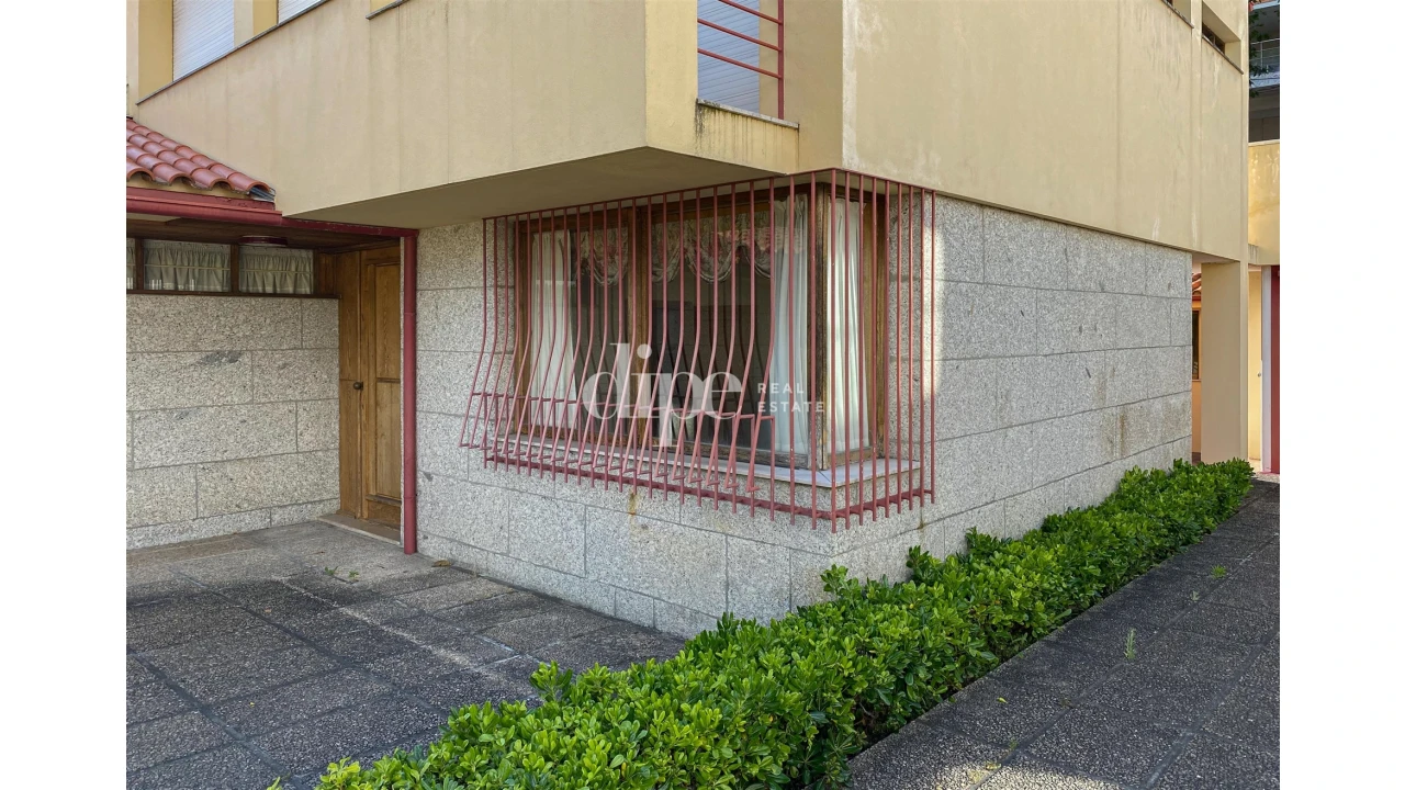 Moradia T4 para Venda em Costa Foto 10