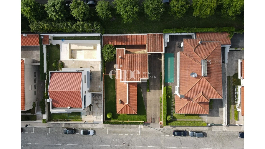 Moradia T4 para Venda em Costa Foto 6