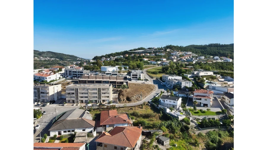 Terreno para Venda em Mesão Frio Foto 5
