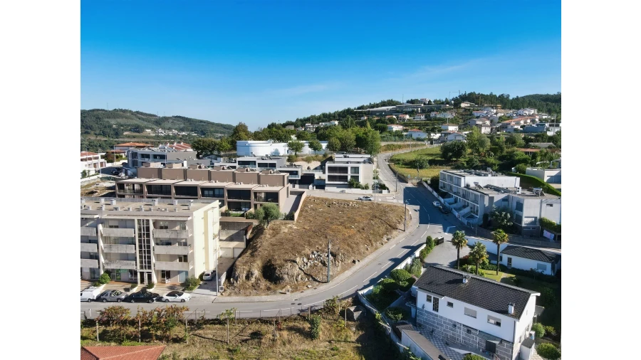 Terreno para Venda em Mesão Frio Foto 6