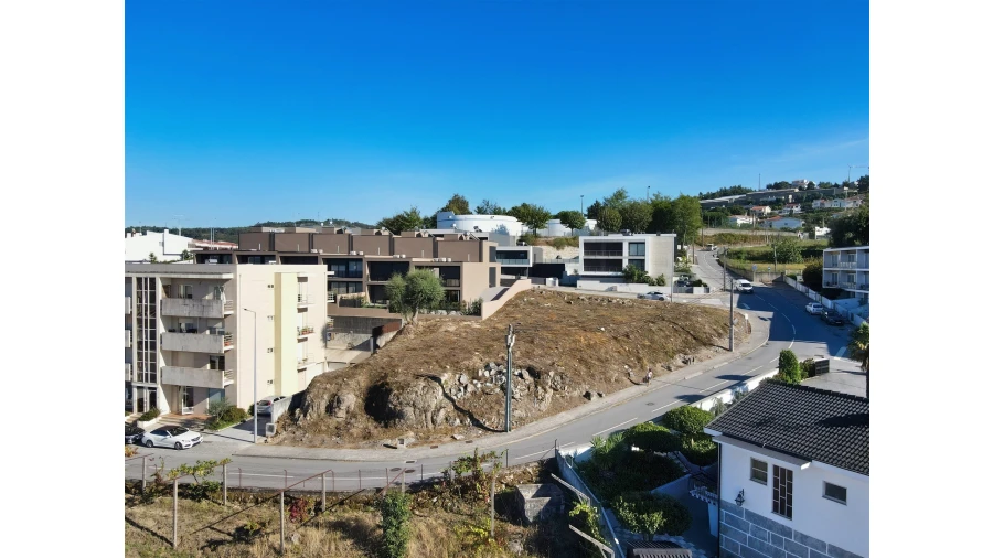 Terreno para Venda em Mesão Frio