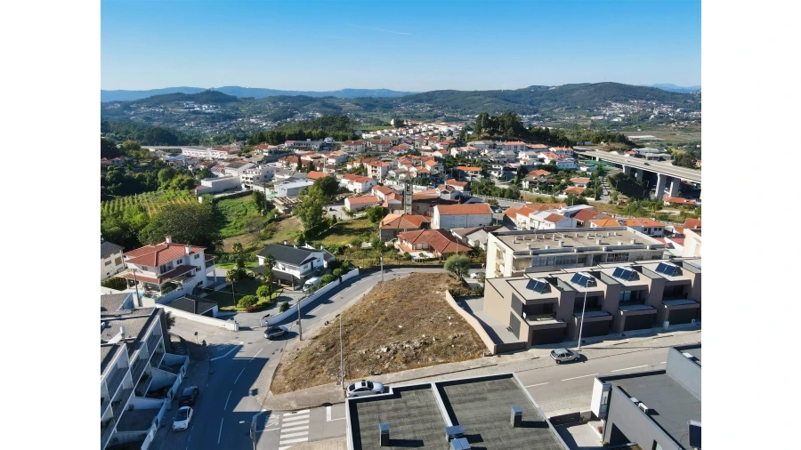 Terreno para Venda em Mesão Frio Foto 7