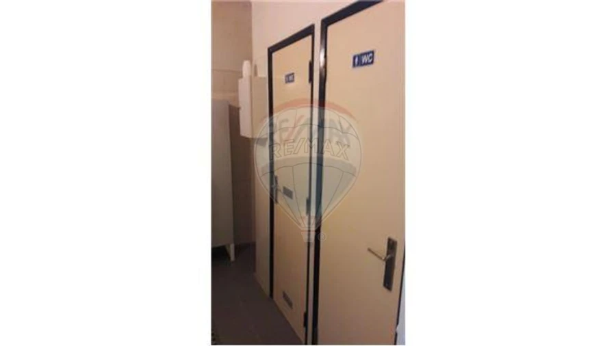 Armazém para Venda em Marvila, Ribeira Santarém, São Salvador, São Nicolau Foto 7