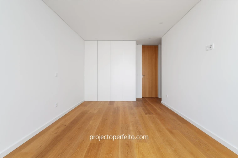 Apartamento T2 para Venda em Espinho Foto 10