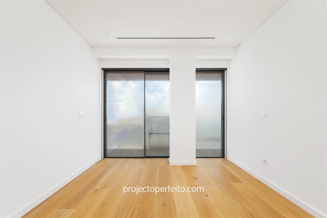 Apartamento T2 para Venda em Espinho Foto 6