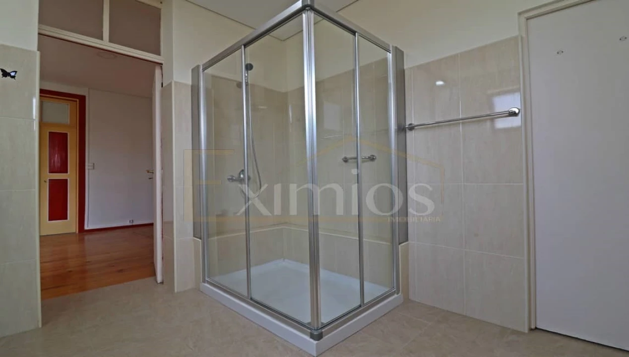 Moradia T7 para Venda em Touguinha e Touguinhó Foto 20