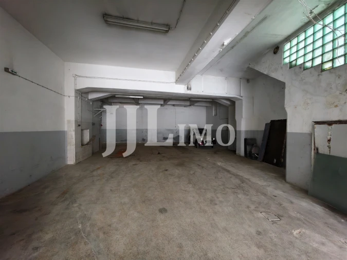 Loja para Arrendamento em Arroios Foto 3