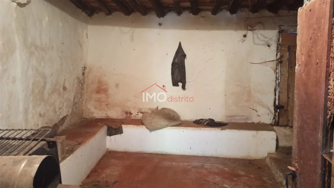 Quinta T3 para Venda em Santa Maria da Devesa Foto 13