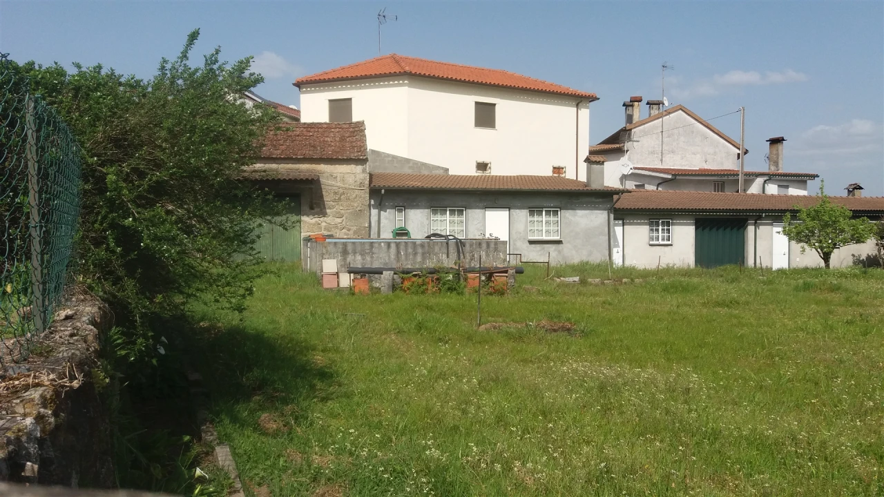 Terreno para Venda em Fragosela Foto 2