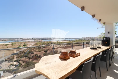 Apartamento T6 para Venda em Portimão
