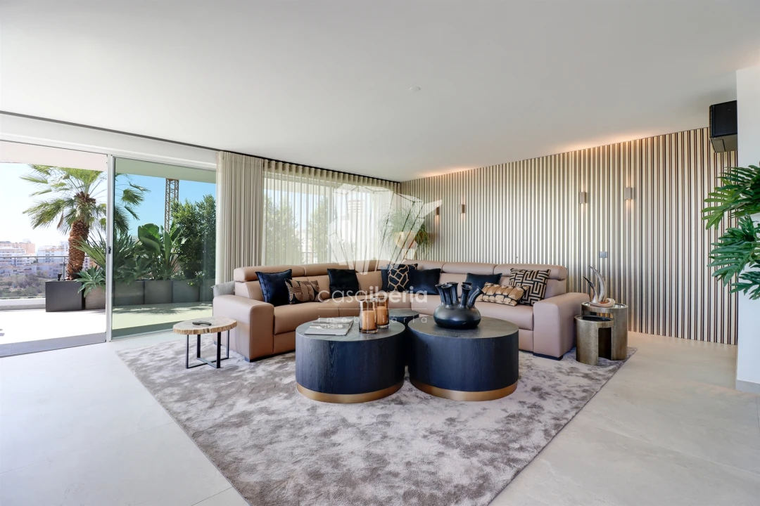 Apartamento T6 para Venda em Portimão Foto 3