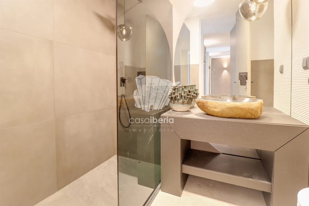 Apartamento T6 para Venda em Portimão Foto 16