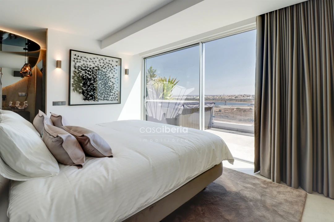 Apartamento T6 para Venda em Portimão Foto 19