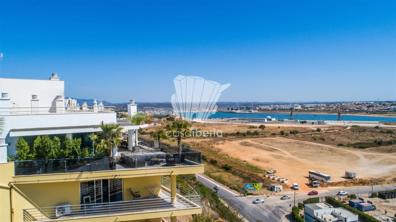 Apartamento T6 para Venda em Portimão Foto 35