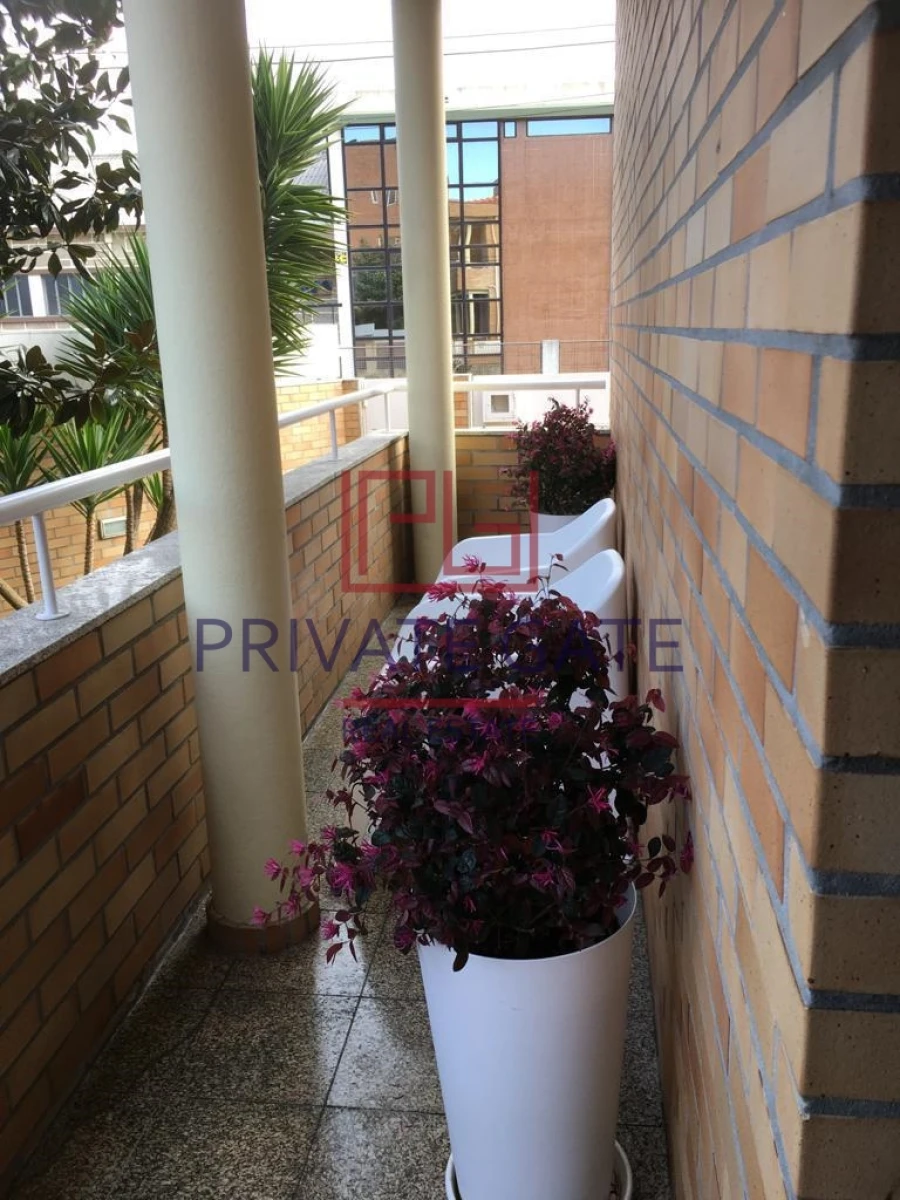 Moradia T5 para Venda em Cidade da Maia Foto 16