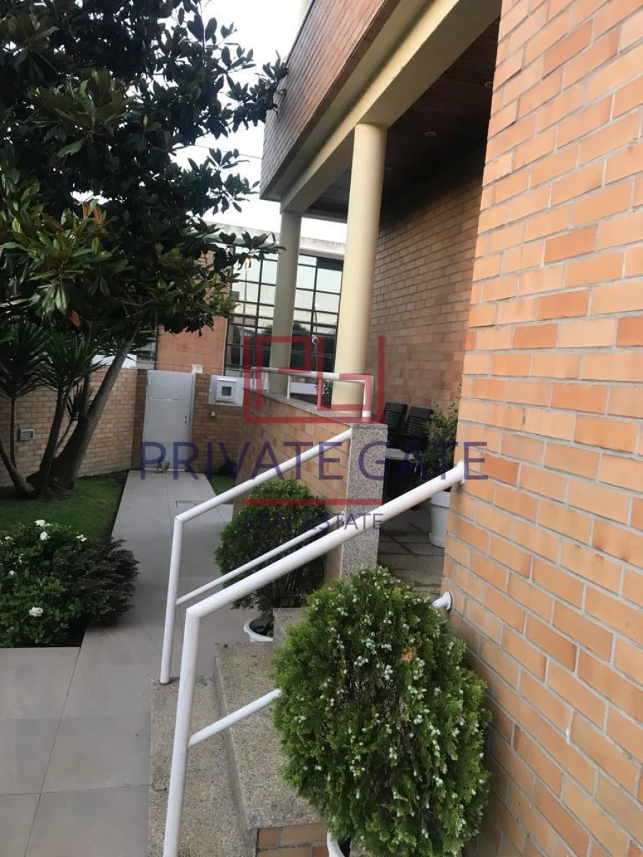 Moradia T5 para Venda em Cidade da Maia Foto 26