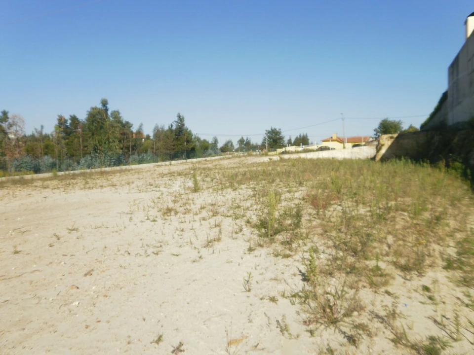 Terreno para Venda em Sandim, Olival, Lever e Crestuma Foto 4