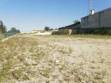 Terreno para Venda em Sandim, Olival, Lever e Crestuma