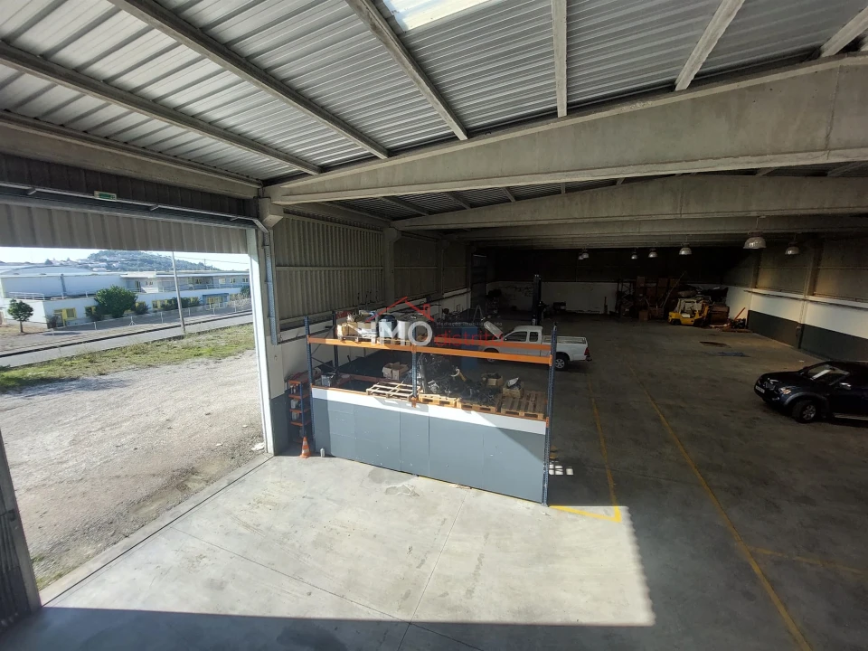 Armazém para Venda em Vila de Rei Foto 6