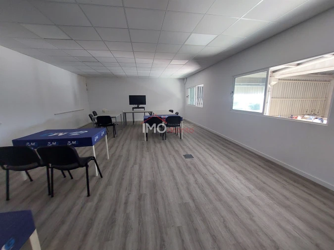 Armazém para Venda em Vila de Rei Foto 19