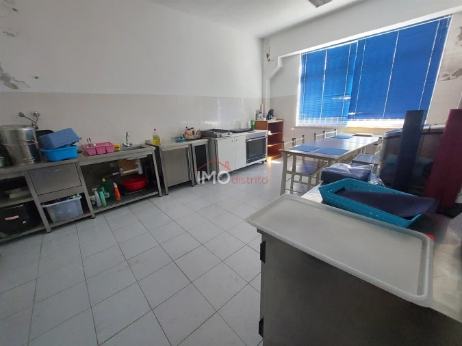 Armazém para Venda em Vila de Rei Foto 13