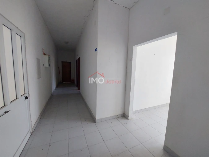 Armazém para Venda em Vila de Rei Foto 17