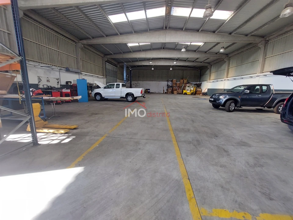 Armazém para Venda em Vila de Rei Foto 5