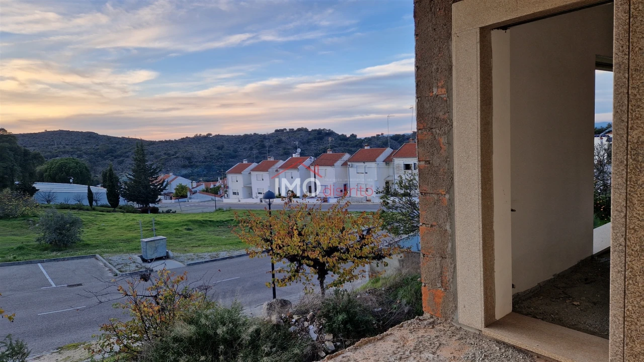 Moradia T4 para Venda em Santo Antonio das Areias Foto 10