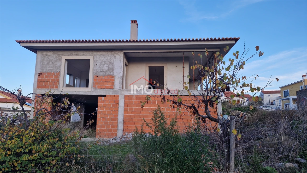 Moradia T4 para Venda em Santo Antonio das Areias Foto 11