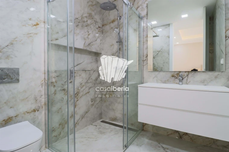 Apartamento T2 para Venda em Lagos (São Sebastião e Santa Maria) Foto 6