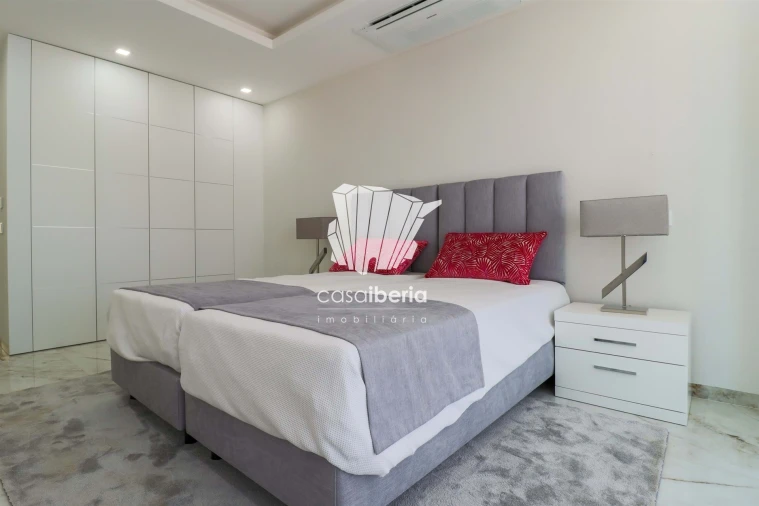 Apartamento T2 para Venda em Lagos (São Sebastião e Santa Maria) Foto 13