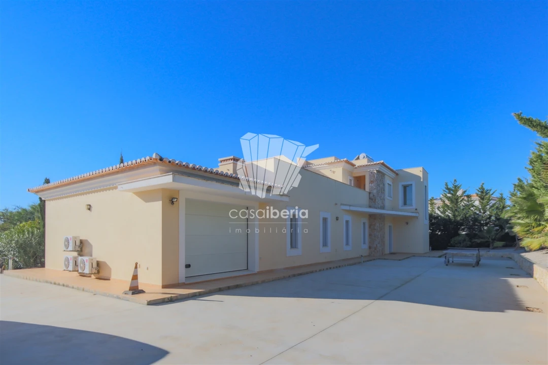 Moradia T6 para Venda em Lagoa e Carvoeiro Foto 16