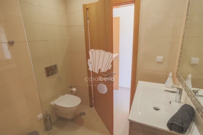 Moradia T6 para Venda em Lagoa e Carvoeiro