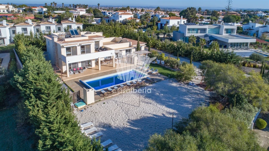 Moradia T6 para Venda em Lagoa e Carvoeiro Foto 4