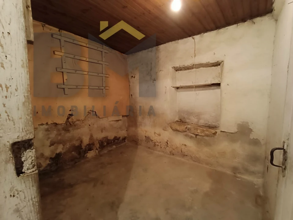 Moradia T6 para Venda em Escalos de Cima e Lousa Foto 29