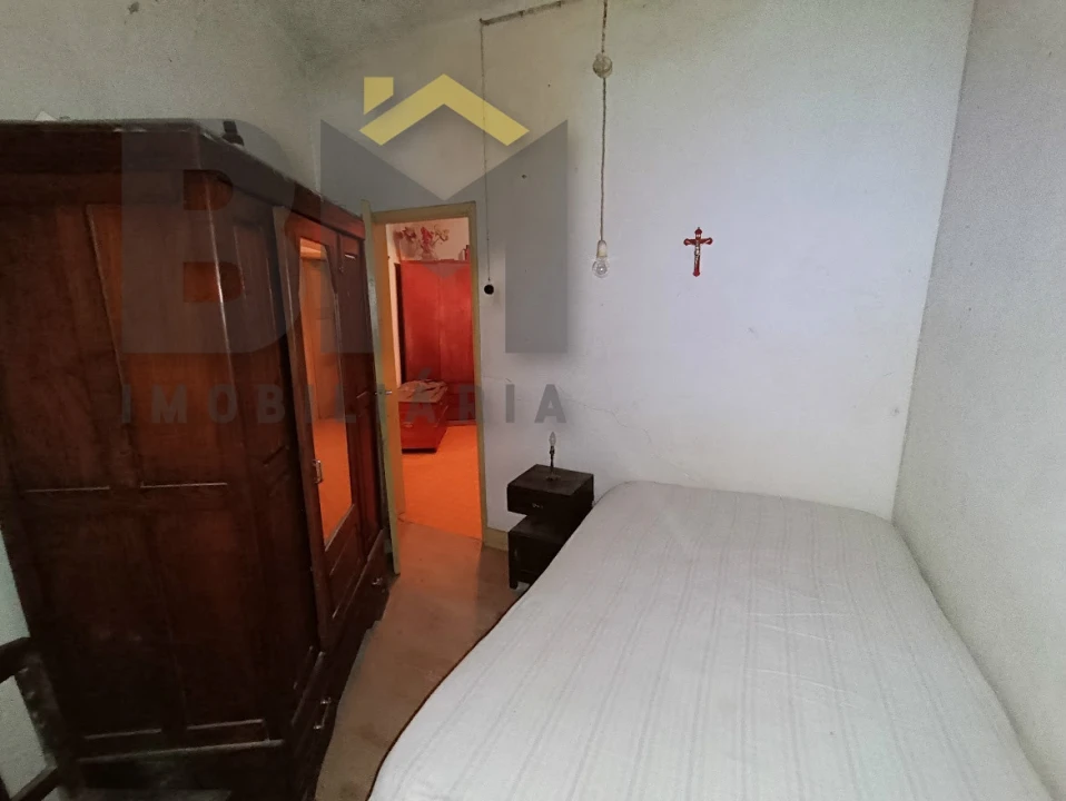 Moradia T6 para Venda em Escalos de Cima e Lousa Foto 8