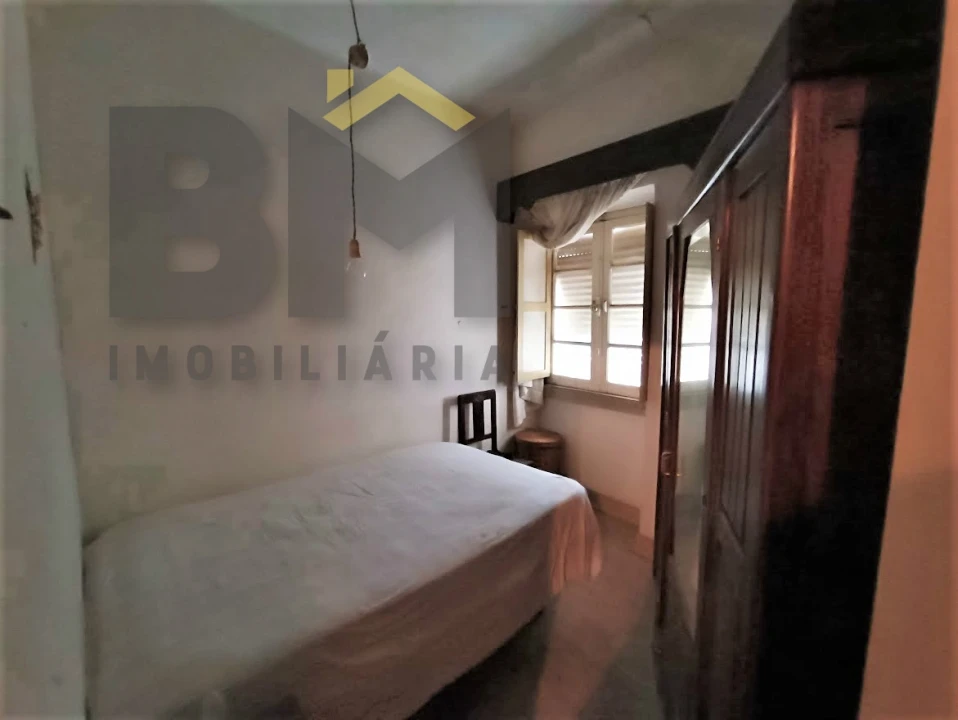 Moradia T6 para Venda em Escalos de Cima e Lousa Foto 7