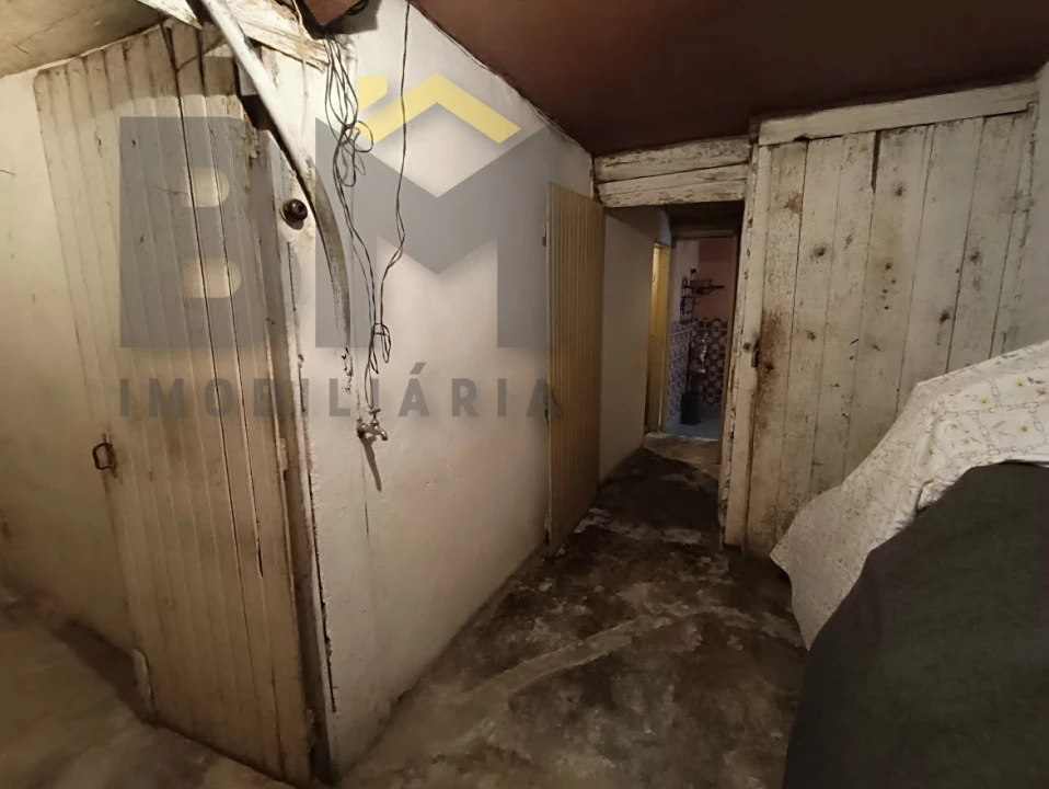 Moradia T6 para Venda em Escalos de Cima e Lousa Foto 30