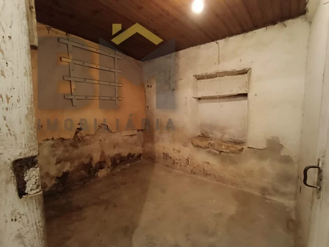 Moradia T6 para Venda em Escalos de Cima e Lousa Foto 29