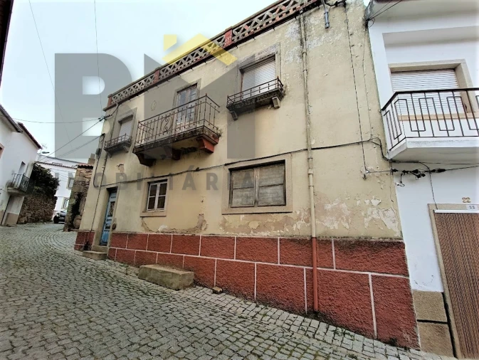 Moradia T6 para Venda em Escalos de Cima e Lousa Foto 3