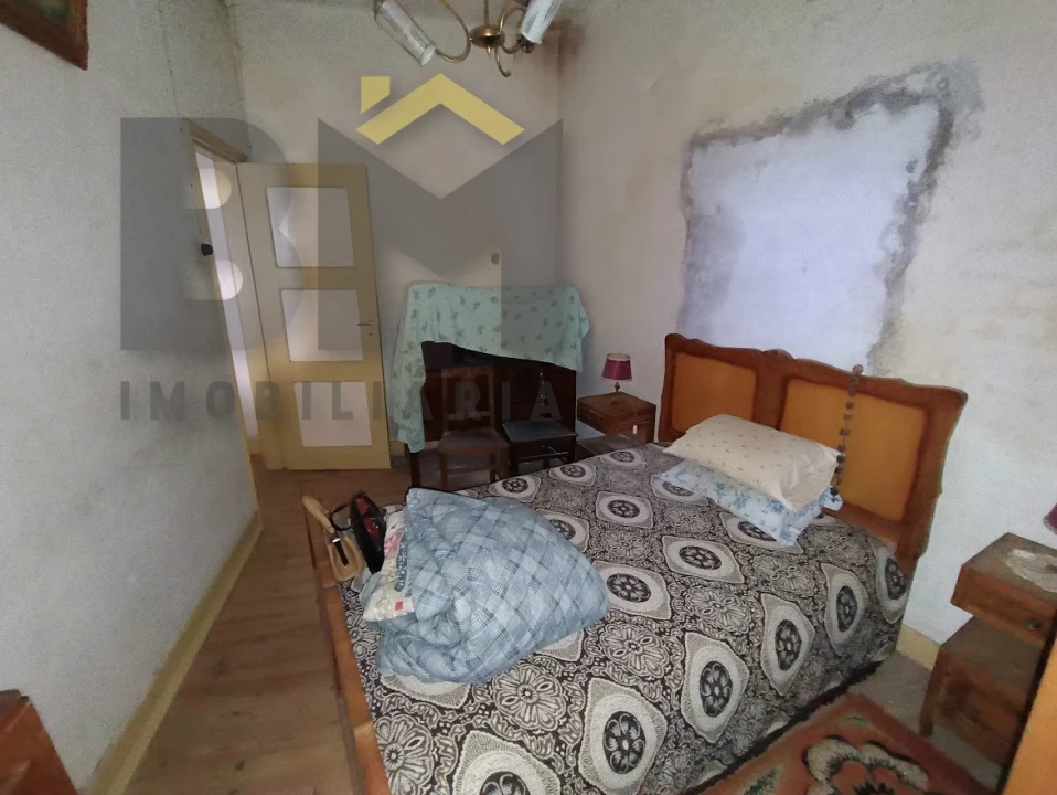 Moradia T6 para Venda em Escalos de Cima e Lousa Foto 6