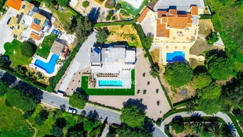Moradia T4 para Venda em Lagoa e Carvoeiro