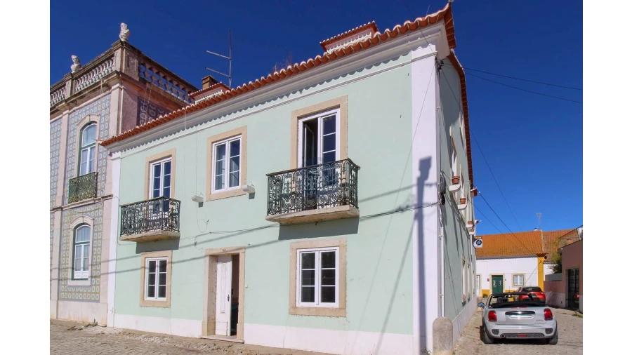 Moradia T6 para Venda em Valada Foto 3