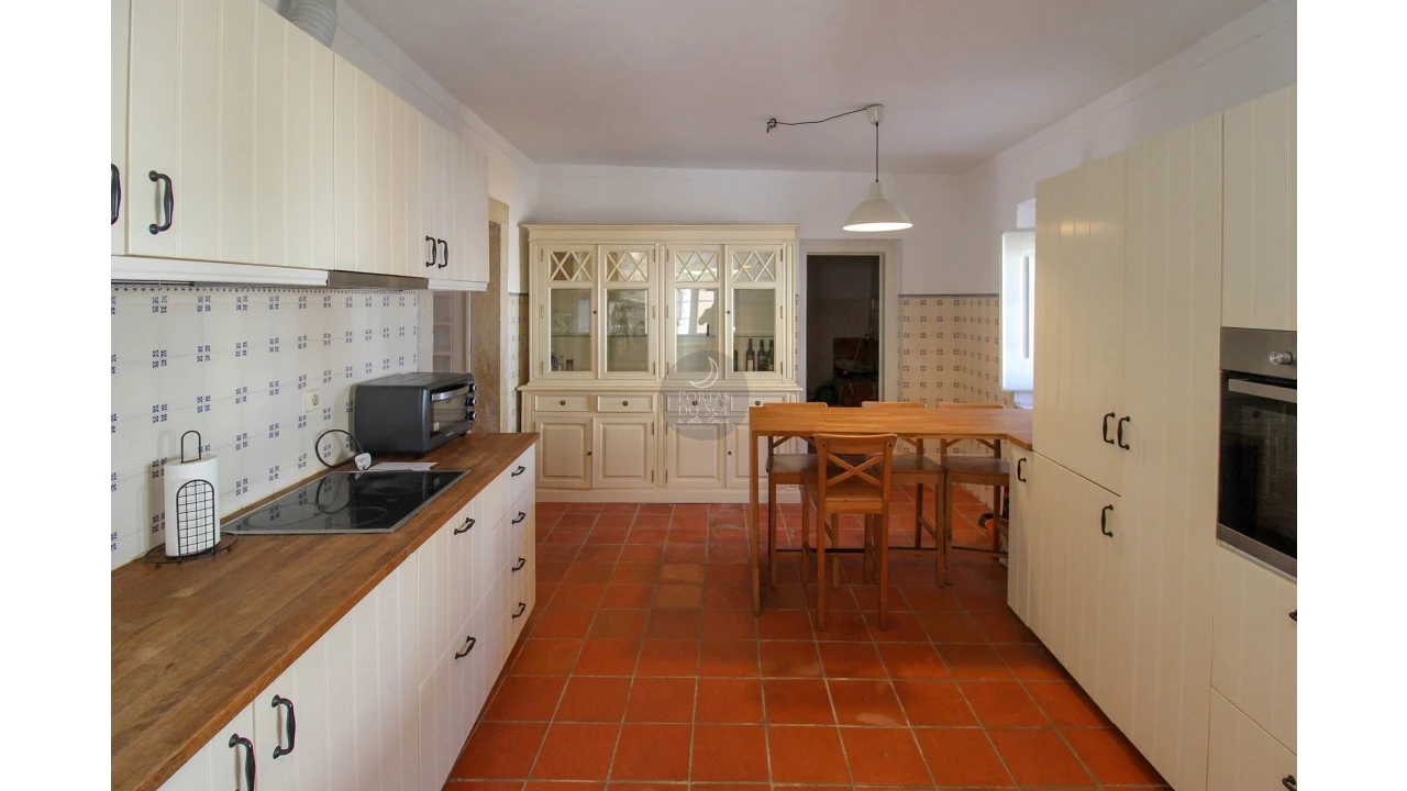 Moradia T6 para Venda em Valada Foto 5