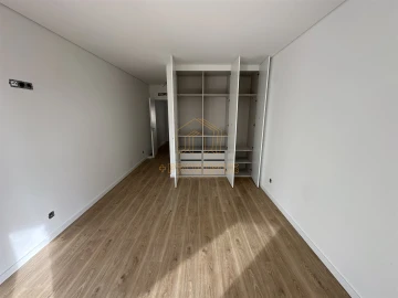 Moradia T4 para Venda em Buarcos
