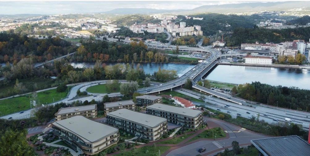 Apartamento T3 para Venda em Santa Clara e Castelo Viegas Foto 20