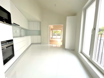 Apartamento T4 para Venda em Aldoar, Foz do Douro e Nevogilde
