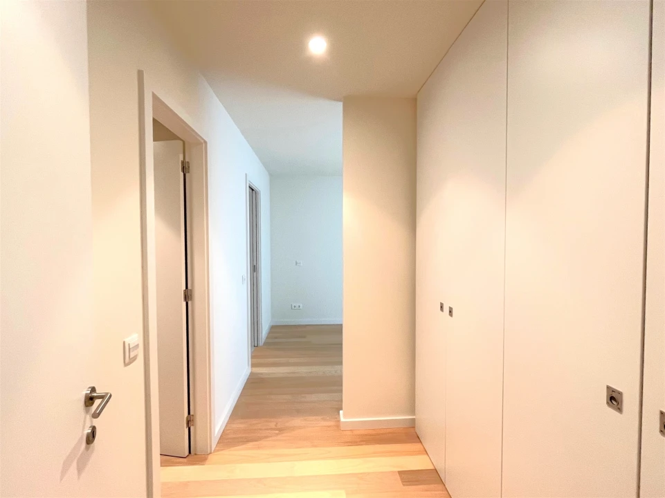 Apartamento T4 para Venda em Aldoar, Foz do Douro e Nevogilde Foto 12