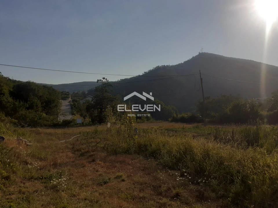 Terreno para Venda em Santa Maria de Sardoura Foto 8